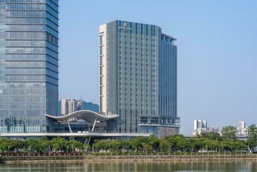 هتل Renaissance Zhuhai
