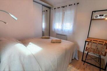 Жильё для туристов Le Refuge, 2 Personnes, 4 étoiles Tout Confort