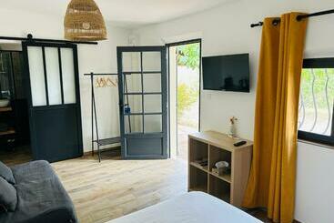 פנסיון Le Cabanon