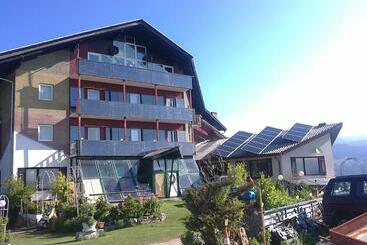 Ferienwohnung   Apartement   Hotel Klippitz Nordost