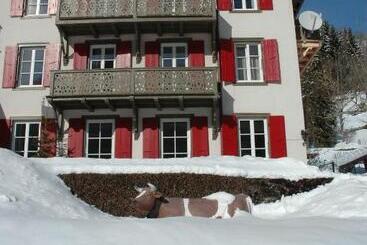 Historic Hotel Du Pillon