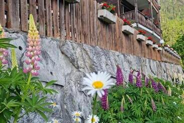 בית מלון כפרי Derby