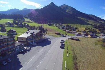 בית מלון כפרי Hôtel Le Relais Alpin