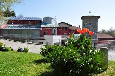 호텔 Le Pinete Design Bed And Breakfast