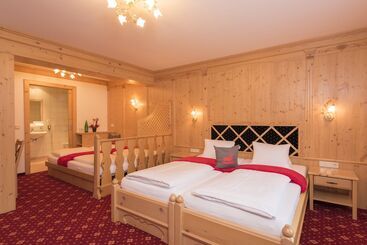 ホテル Mölltalerhof