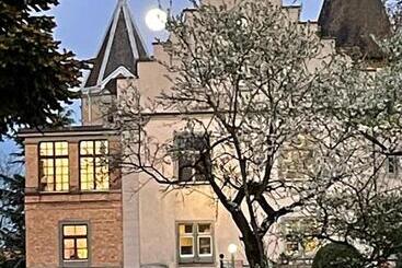 בית מלון כפרי Schloss Brunnegg