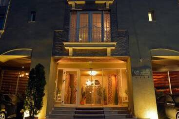 בית מלון כפרי Simfonia Boutique