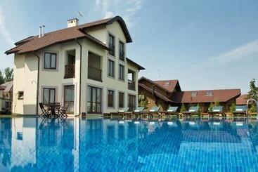 فندق Vysokii Bereg Park