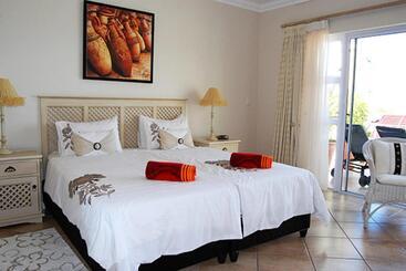 膳宿费 Somerset Hill Guest House