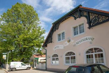 Self Check In Hotel Vinoq Mistelbach