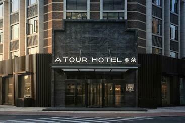 Atour Hotel Jinan High Speed East Railway Station
