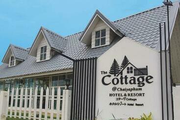 Hotel The Cottage At Chiyaphum