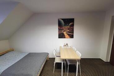 شقق خاصة سياحية Excellent Apartments In Karlovy Vary