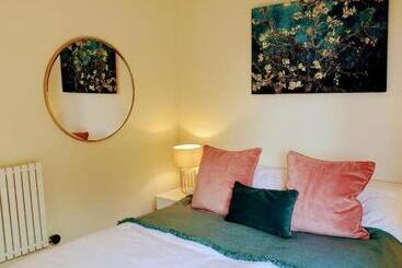 דירות לתיירים Finest Retreats Blackbarn Wood