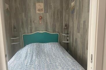 آپارتمان‌های توریست‌ها 3 Pieces Avec Terrasse Entre Plage Et Centre Ville