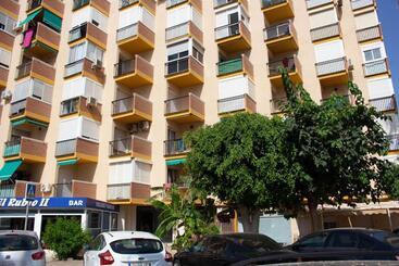 شقق خاصة سياحية Larios Dos 504. Estudio Con Vistas Al Mar Cerca De La Playa