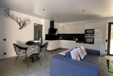 Жильё для туристов Mini Villa Jade