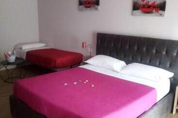 צימר Emmanueli65 Fronte Clinica Per 4 Matrimoniale E Castello