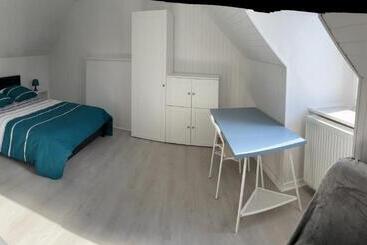 آپارتمانهای توریستها Charmante Maison De Ville Avec Parking à Côté