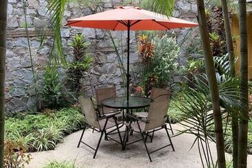 هتل Casona Del Conquistador