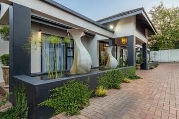 Pension Magnolia Guesthouse