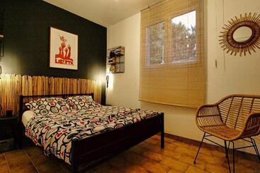 آپارتمانهای توریستها Casa Di U Cuginu