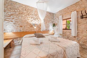 شقق خاصة سياحية Es Cami Vell