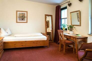 酒店 Gasthof Sauerteig