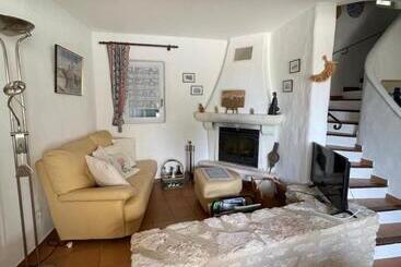 ツーリストアパートメント Maison Zouz