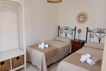 Жильё для туристов Villa El Algarrobo