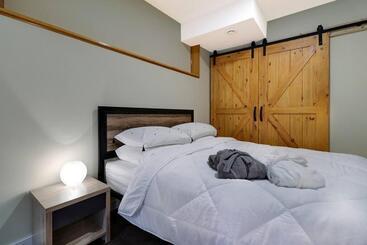شقق خاصة سياحية Adorable Private Suite With Indoor Fire Place