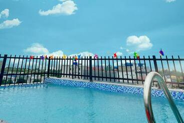 Отель Tuấn đạt Luxury Flc Sầm Sơn