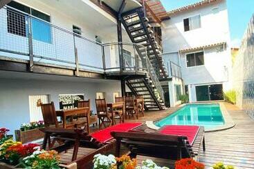 پانسیون Pousada Caravela