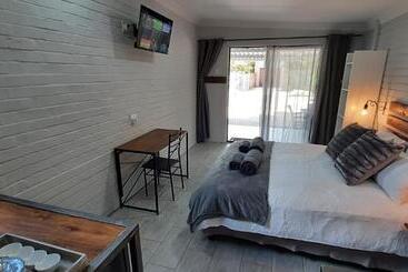 פנסיון Studio Twenty8