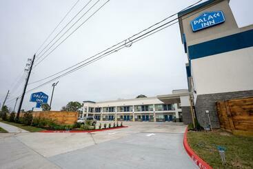 酒店 Palace Inn Blue Iah East