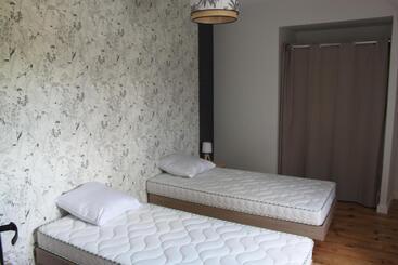 ツーリストアパートメント Le Coin Des Hirondelles