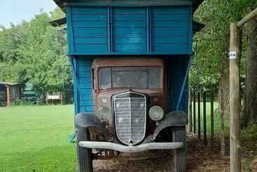 مبيت وإفطار Los Furgones De Areco