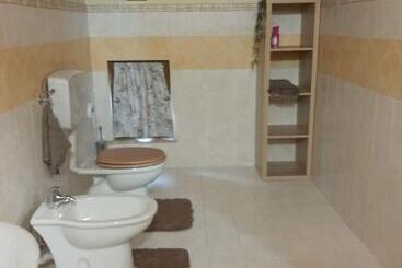 آپارتمانهای توریستها Beucarnea Apartment Salerno
