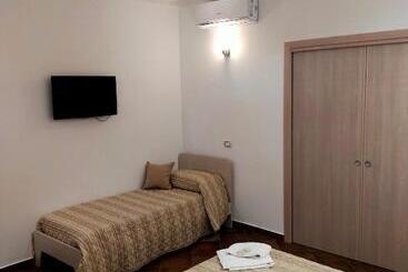 פנסיון B&b La Rusticheria