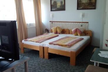 Пансион Kata Vendégház