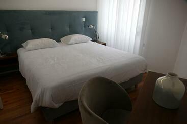 تختخواب و صبحانه Guest House Eça   Centro Histórico Leiria