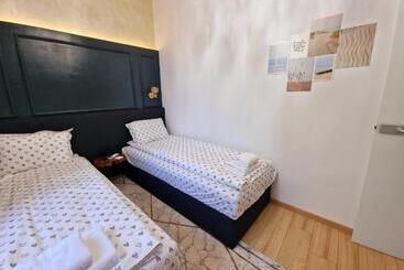 آپارتمان‌های توریست‌ها Fs Apartments Varna   Beautiful Apartment In The Center Of Varna