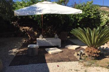 شقة فندقية I Dammusi Zaffiro E Ambra