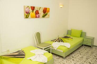 بنسيون Family House Katerini