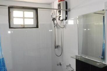 פנסיון Silver Meir Bungalow