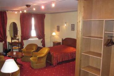 בית מלון כפרי Aux Armes De France