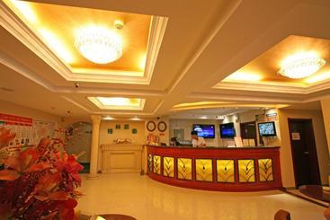 هتل Greentree Inn Qinghuangdao Sun City