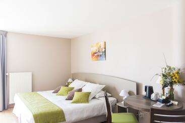 ホテル Contact Hôtel La Métairie