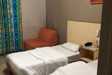 בית מלון כפרי Kentrikon