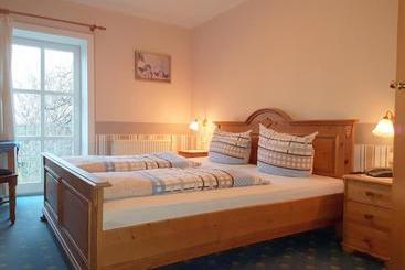 Landhotel Nonnenroth